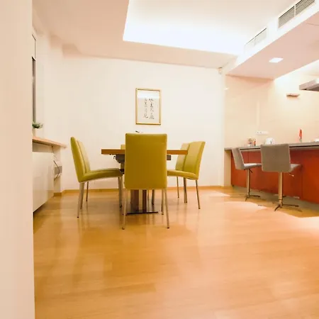 Apartment Mp Rent- Ulica Foksal 12na14-90m ,serce Warszawy, Nowy Swiat Tuz Przy Starowce Warsaw